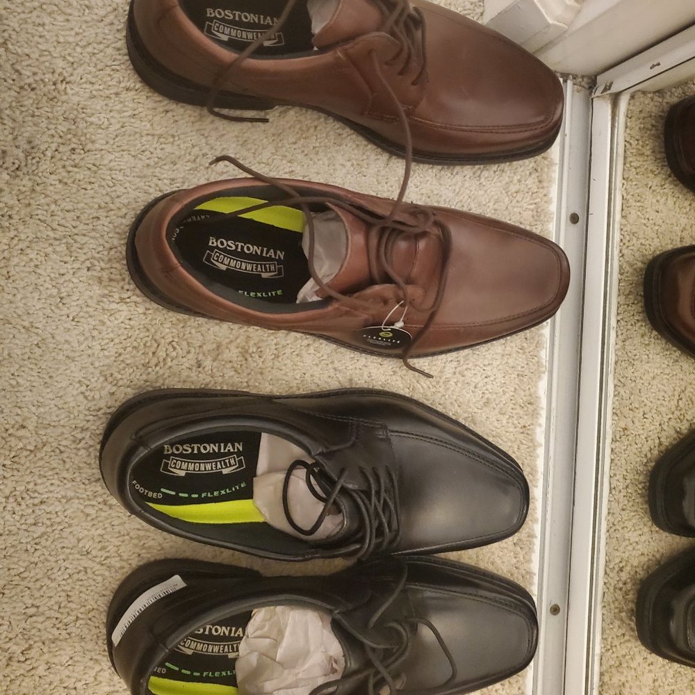 Men Clark dress shoes